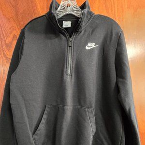 Nike Woman's 1/4 Zip Sweatshirt - Black